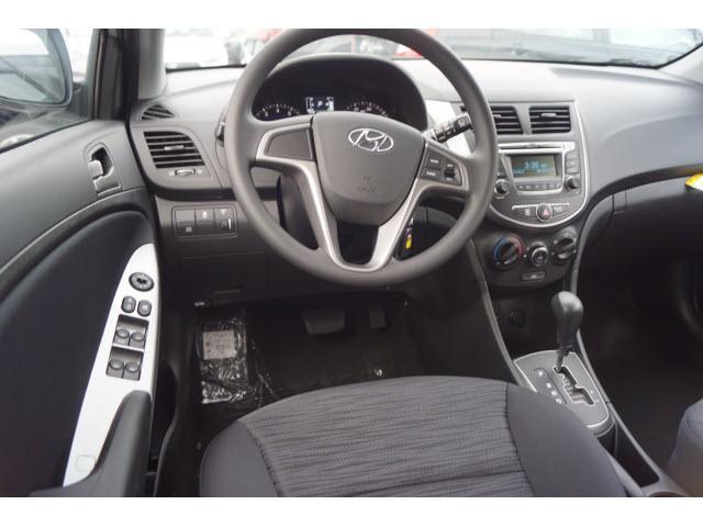 2017 hyundai accent se se 4dr hatchback 6a for sale in middletown, rhode island