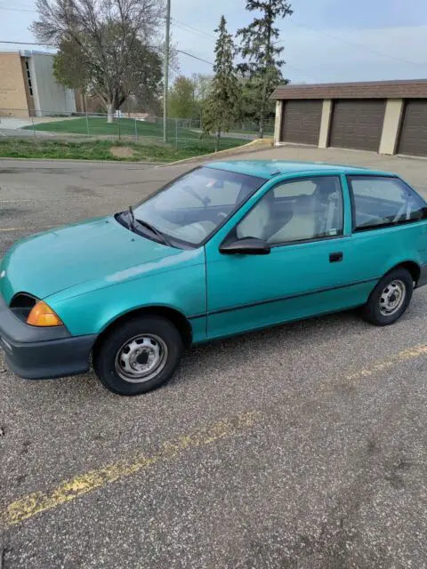1993 geo metro hatchback green fwd manual xfi