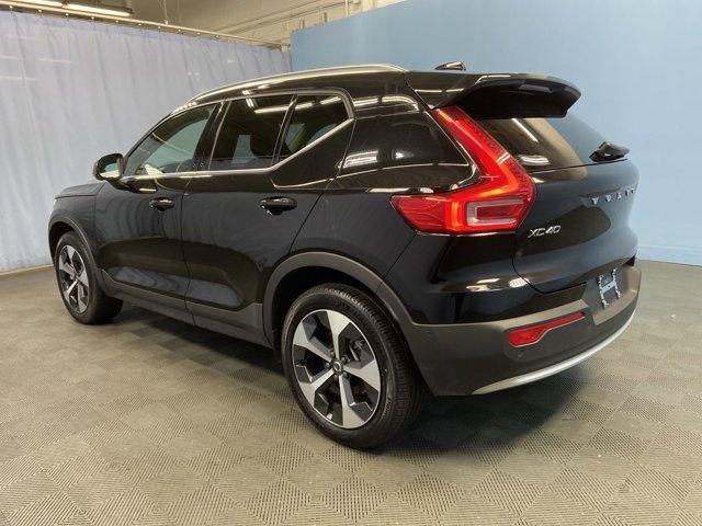 2024 volvo xc40 b5 plus bright theme