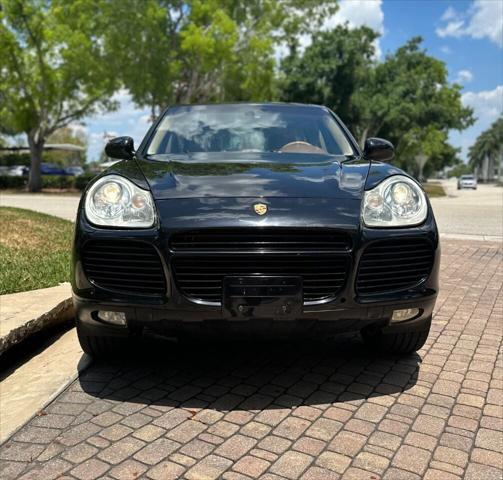 2004 porsche cayenne turbo