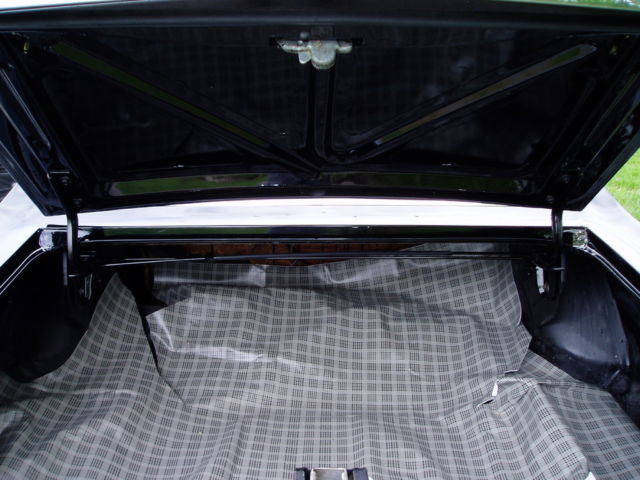 1969 mercury cougar . factory 351 . 1 awesome show car