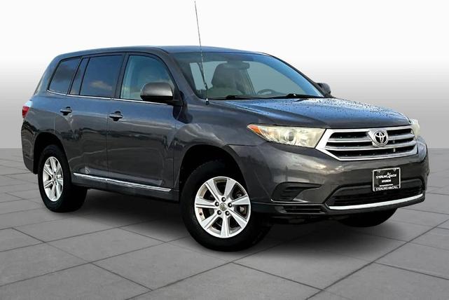 2011 toyota highlander base