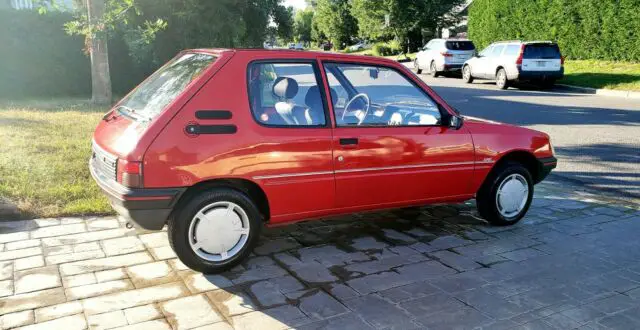 peugeot 205 micro car ( one of a kind , almost new )