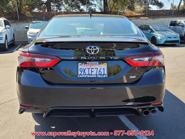 2024 toyota camry se