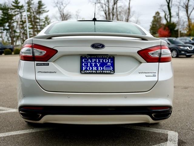 2016 ford fusion titanium