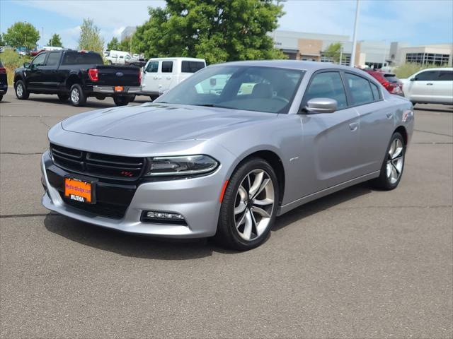 2016 dodge charger road/track