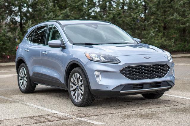 2022 ford escape titanium