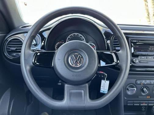 2015 volkswagen beetle 1.8t in omro, wisconsin