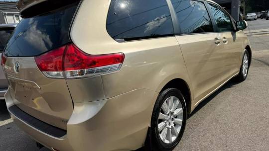2013 Toyota Sienna