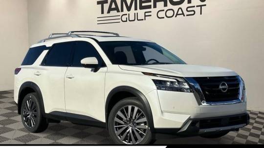 2024 Nissan Pathfinder sl