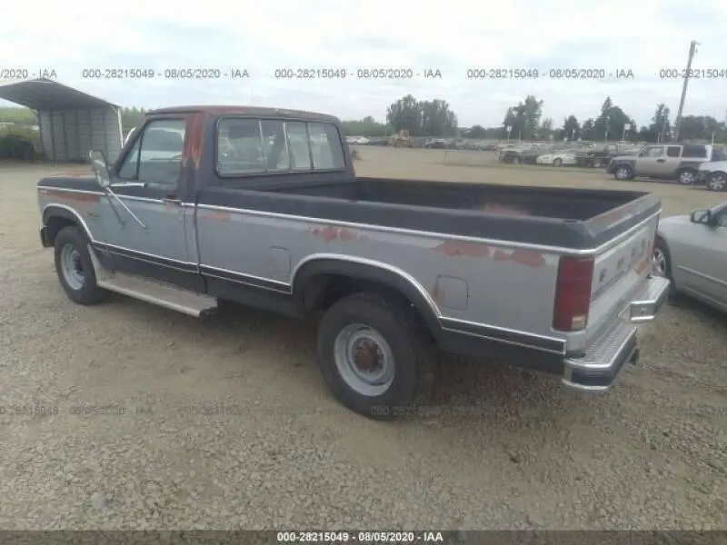 1983 ford f-250 xlt 2dr standard cab lb hd automatic 4-speed rwd v8 6.9l diesel