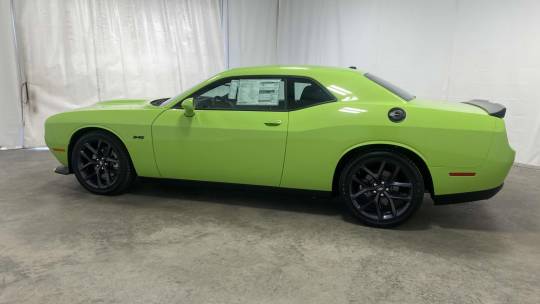 new 2023 dodge challenger r/t rwd