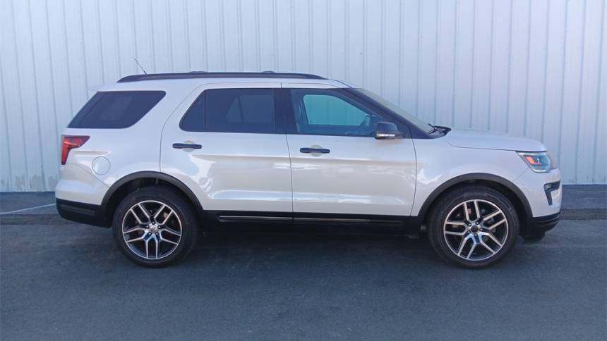 2018 ford explorer sport
