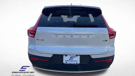 2021 Volvo XC40
