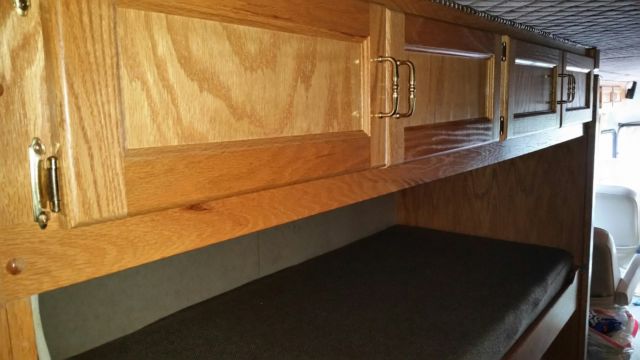 1988 40' eagle entertainer 6 bunk rv coach w shower!