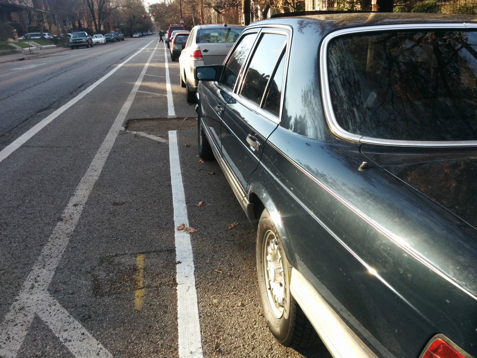 1985 mercedes-benz 300sd base sedan 4-door 3.0l