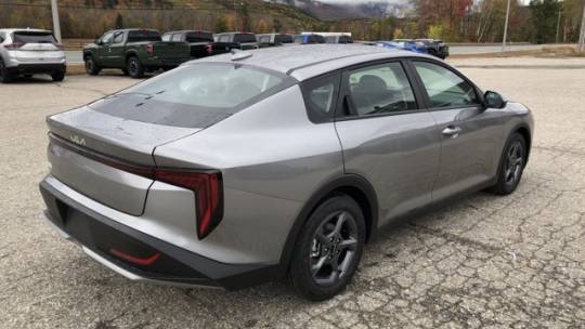 2025 Kia K4