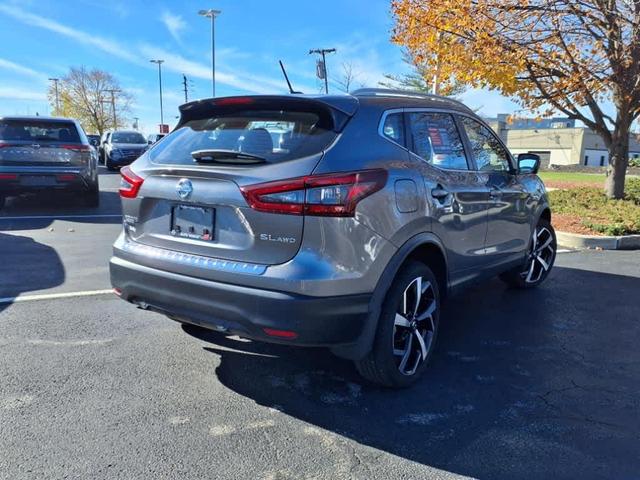 2022 nissan rogue sport sl