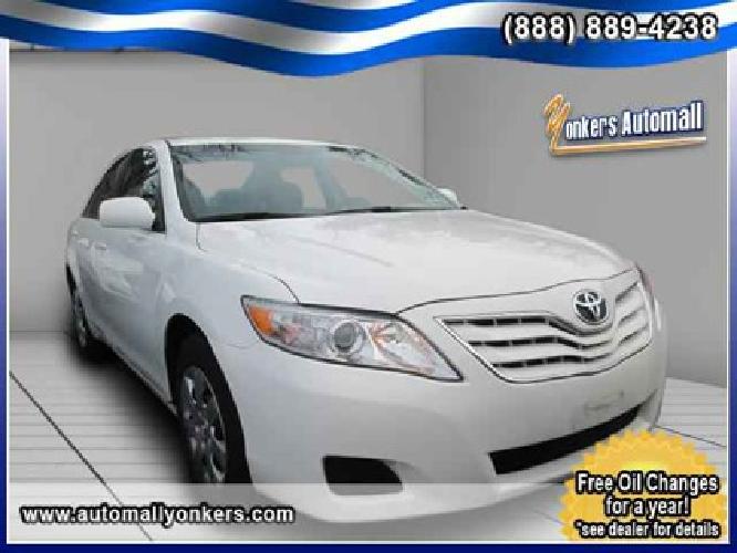 2011 toyota camry le in yonkers, ny