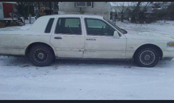 1996 lincoln towncar for sale in indiana by owner