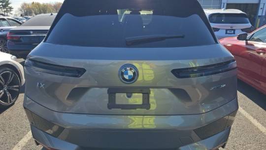 2024 BMW iX