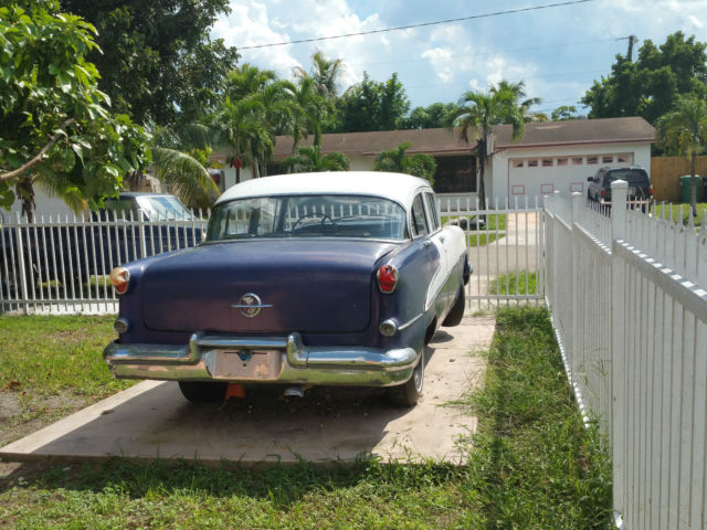 oldsmobile 1955, model 88 no reserve auction - last highest bidder wins car!