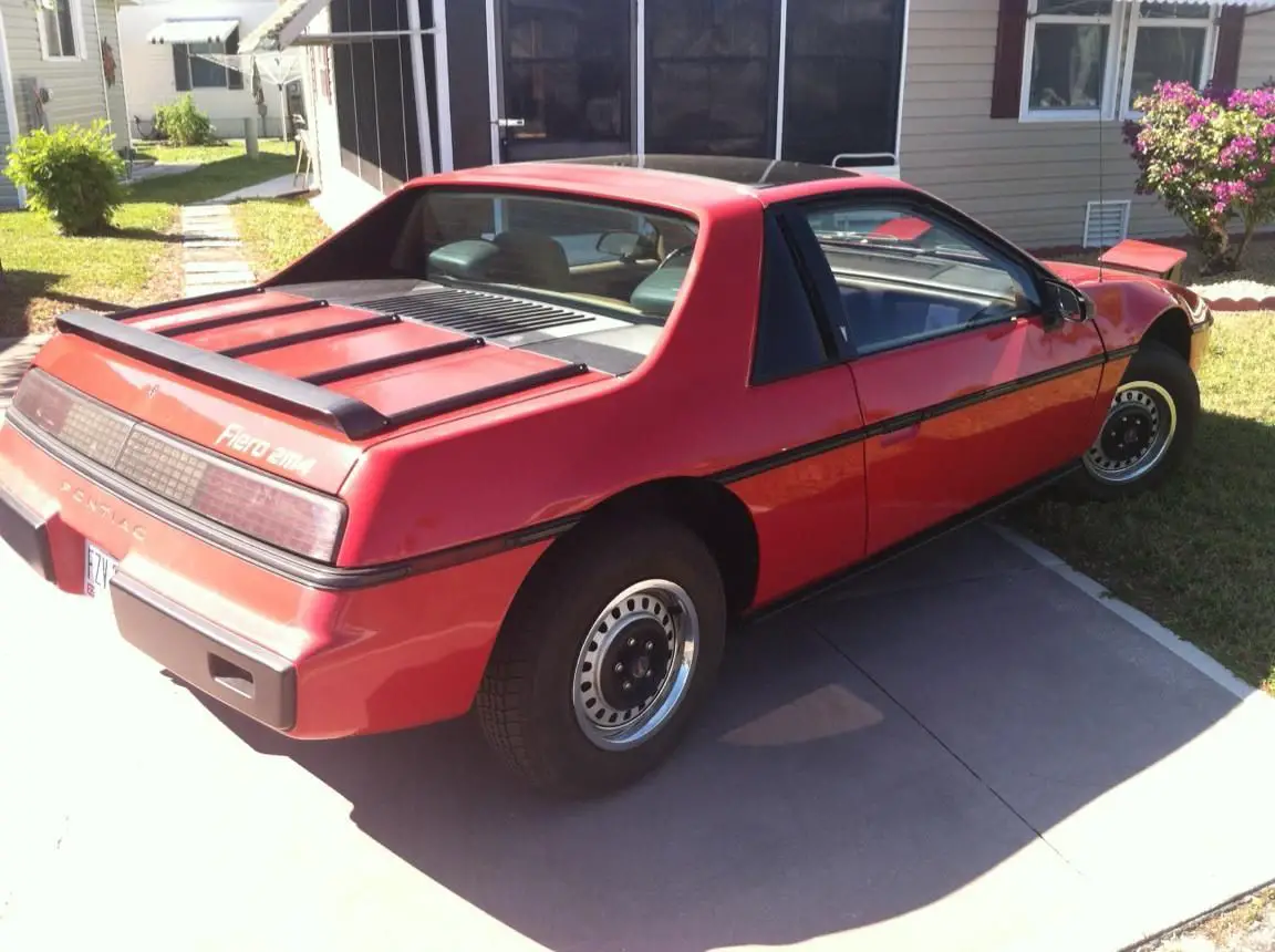 1984 red pontiac fiero
