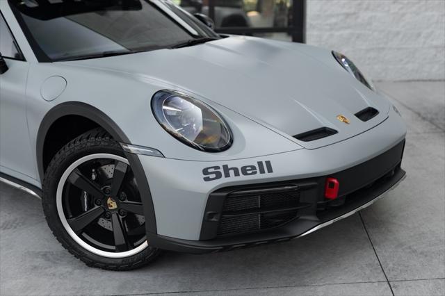 2023 porsche 911 dakar