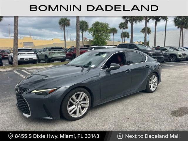 2021 lexus is 300 base
