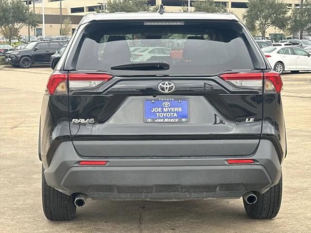 2024 toyota rav4 le