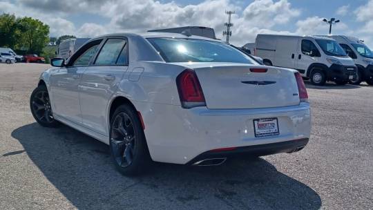 2023 Chrysler 300
