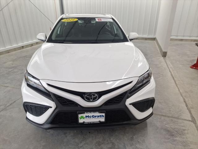 2021 toyota camry se