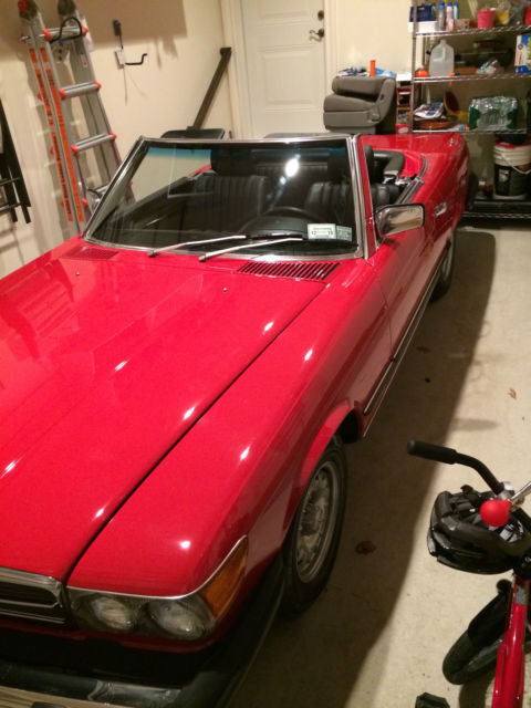 beautiful 1983 mercedes-benz 380sl base convertible 2-door 3.8l "low mileage"