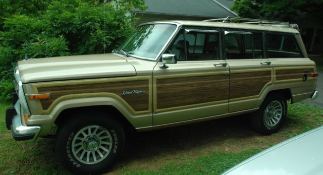 jeep grand wagoneer "woody" 1989