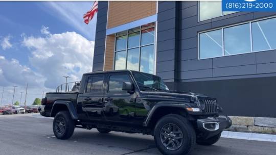 2024 Jeep Gladiator