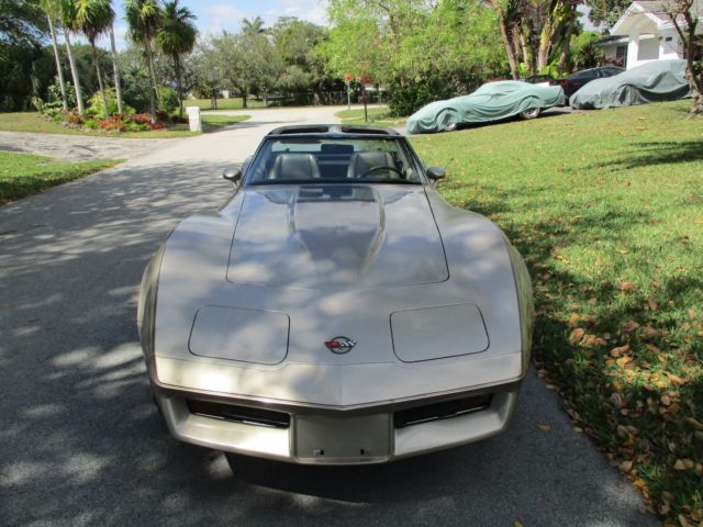 1982 corvette collectors edition 61k miles, reliable car