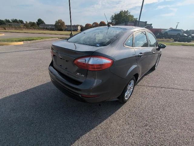 2019 ford fiesta se
