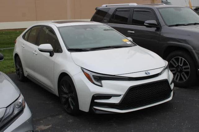 2023 toyota corolla hybrid se