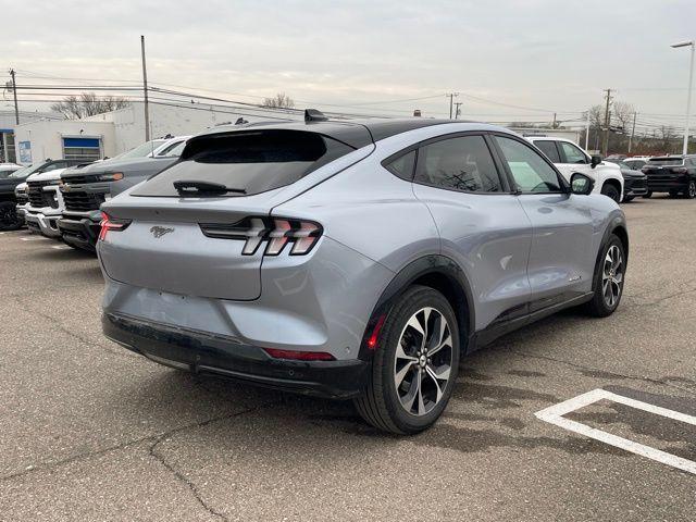 2022 ford mustang mach-e premium