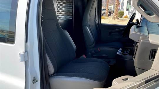 2022 GMC Savana