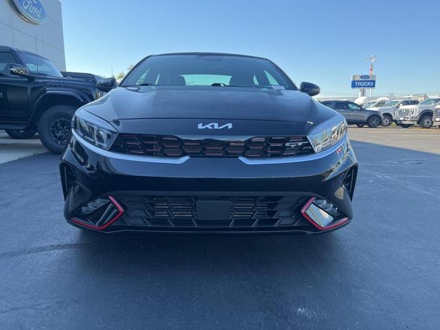 2023 kia forte gt