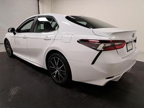 2021 toyota camry se in new orleans, louisiana