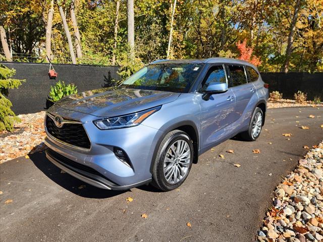 2020 toyota highlander platinum