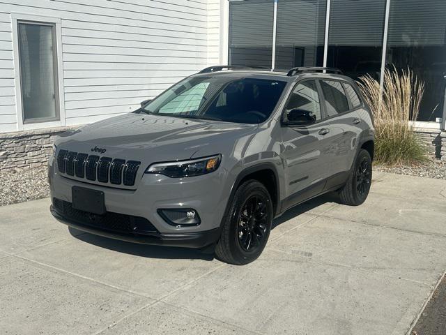 2023 jeep cherokee altitude