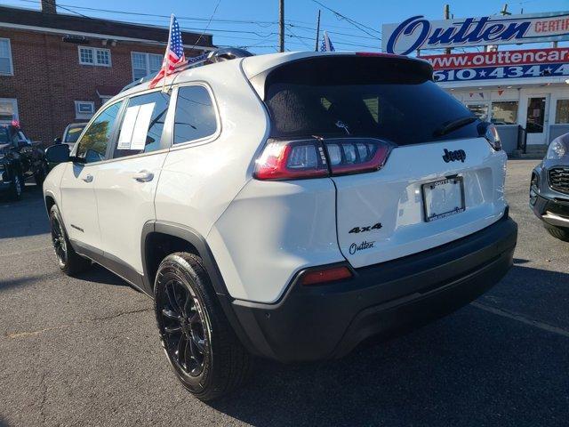 2023 jeep cherokee altitude lux