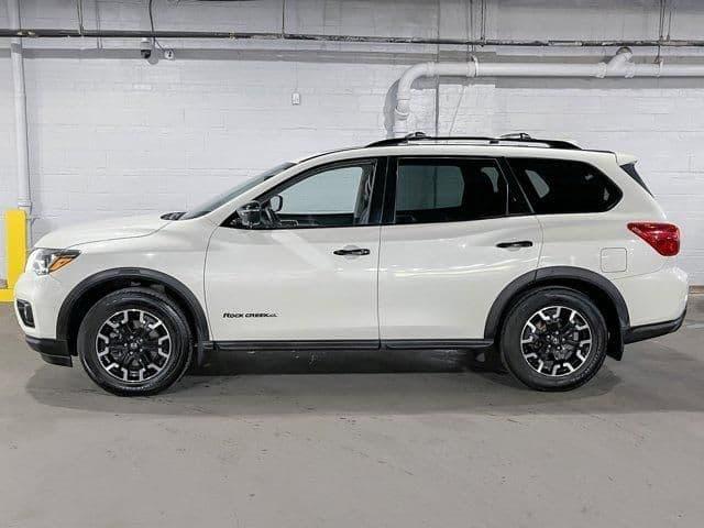 2019 nissan pathfinder sl in flushing, new york