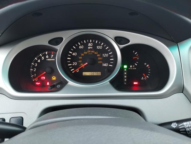 2005 toyota highlander base