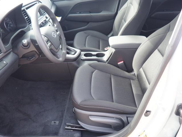 2018 hyundai elantra se se 4dr sedan 6m (us for sale in triadelphia, west virginia
