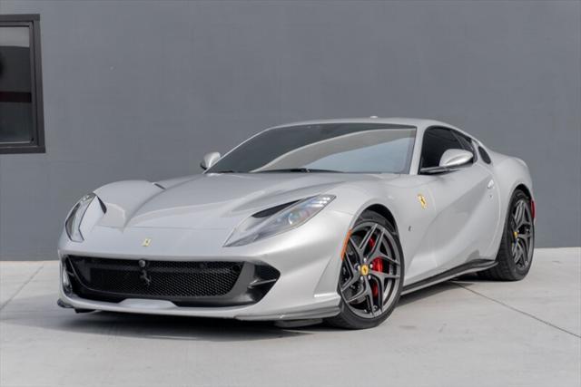 2018 ferrari 812 superfast base