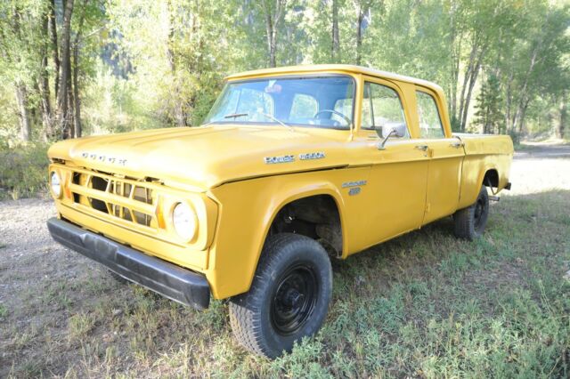 1968 dodge power wagon crew cab 4x4